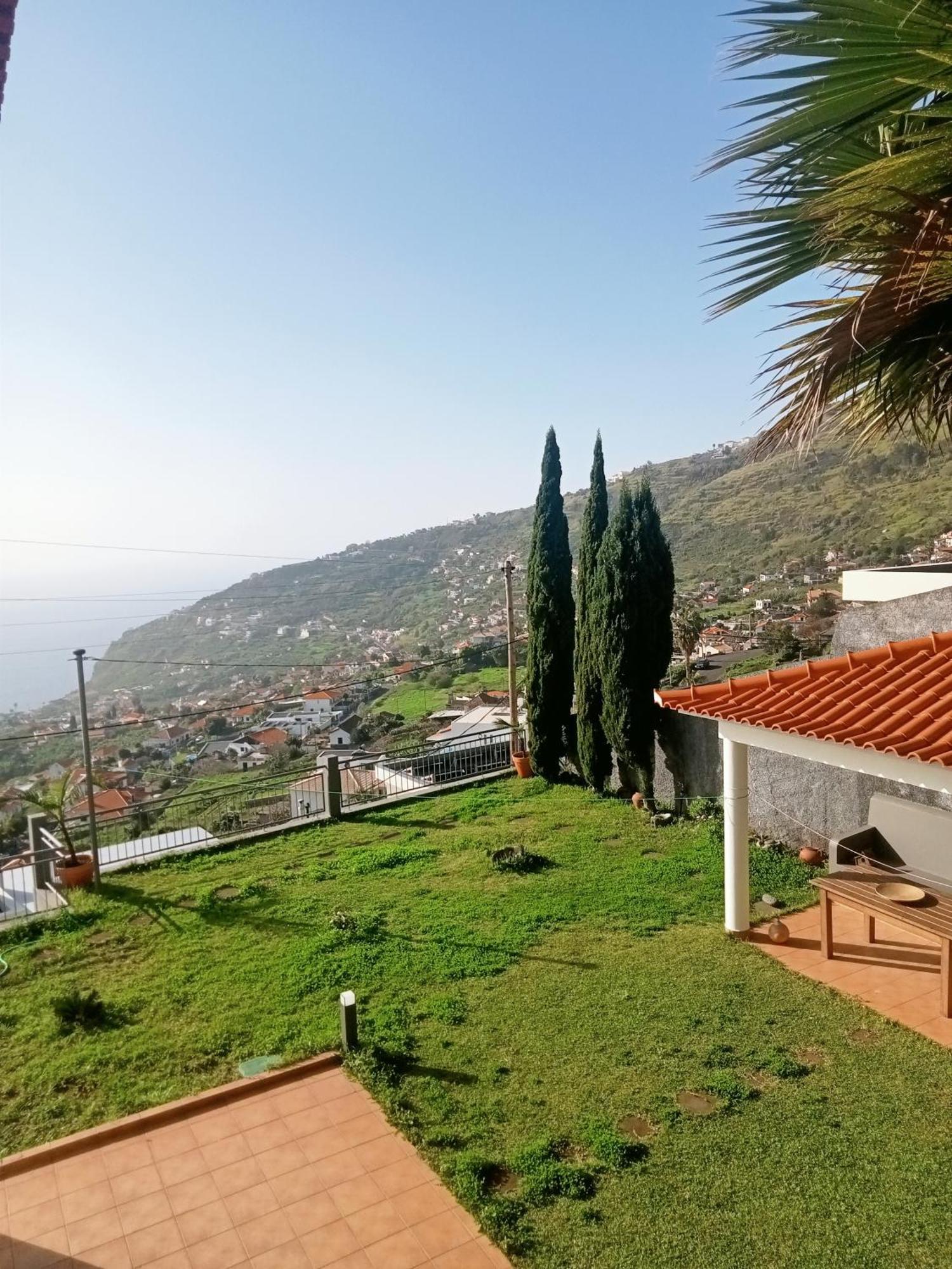 The Artist House Hotel Arco da Calheta  Room photo