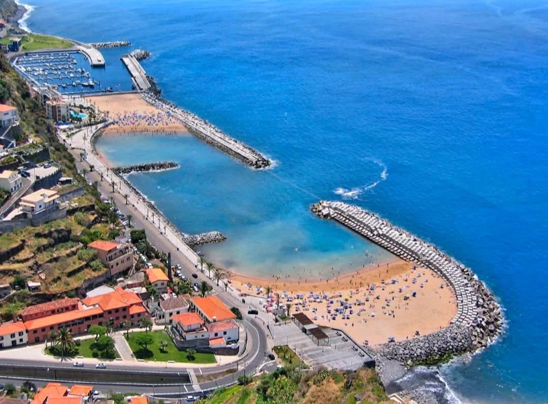 The Artist House Hotel Arco da Calheta  Exterior photo